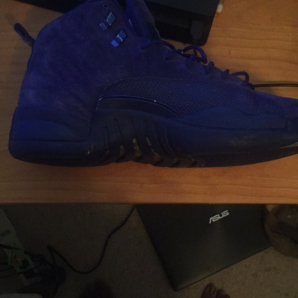 Blue jordans 12’s - Picture 2 of 3